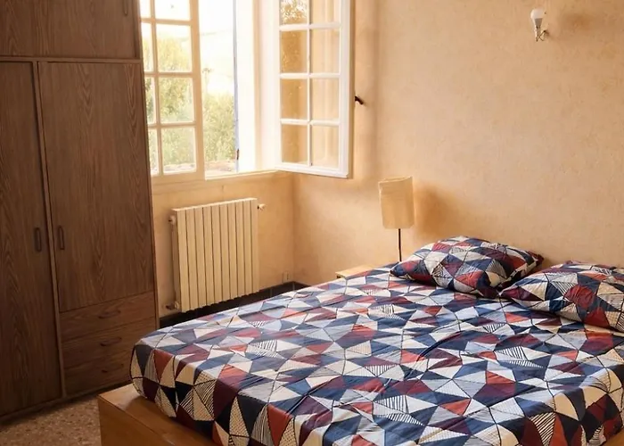 Cote Lavande - T2 Cosy Avec Terrasse - 5min Des Thermes Apartment *
